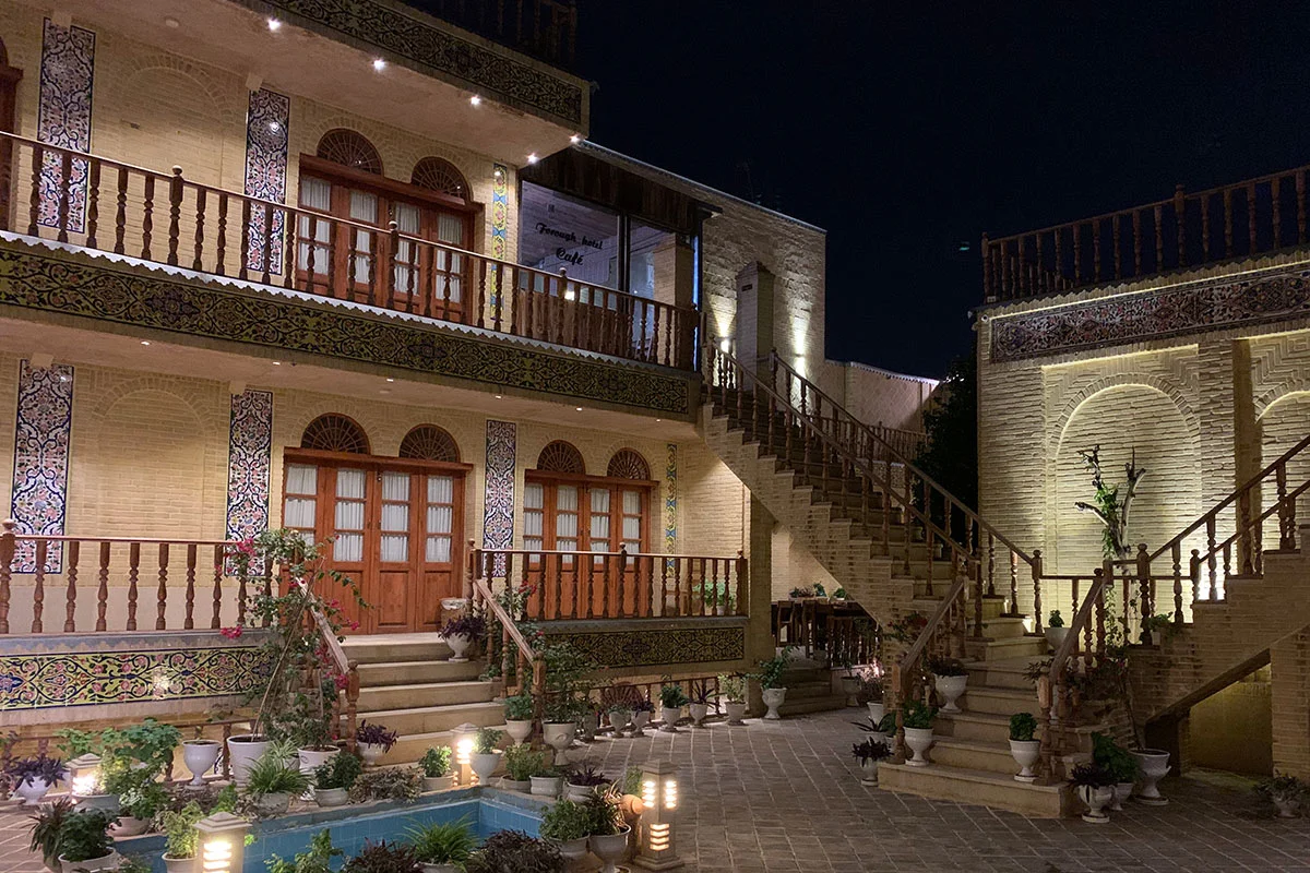  کافه هتل فروغ هتلهای شیراز